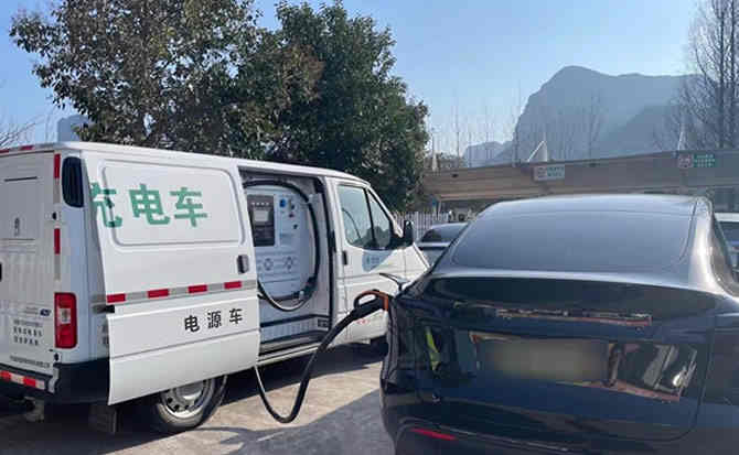 阳明区汽车搭电